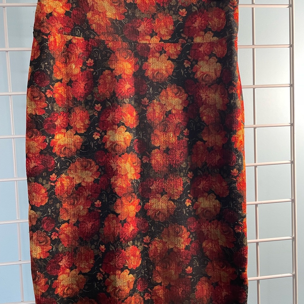 LuLaRoe Red and Orange Midi Pencil Skirt